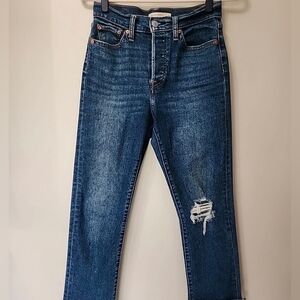 Levi’s Wedgie Straight Jeans 27 High Rise Distressed Raw Hem Vintage Style